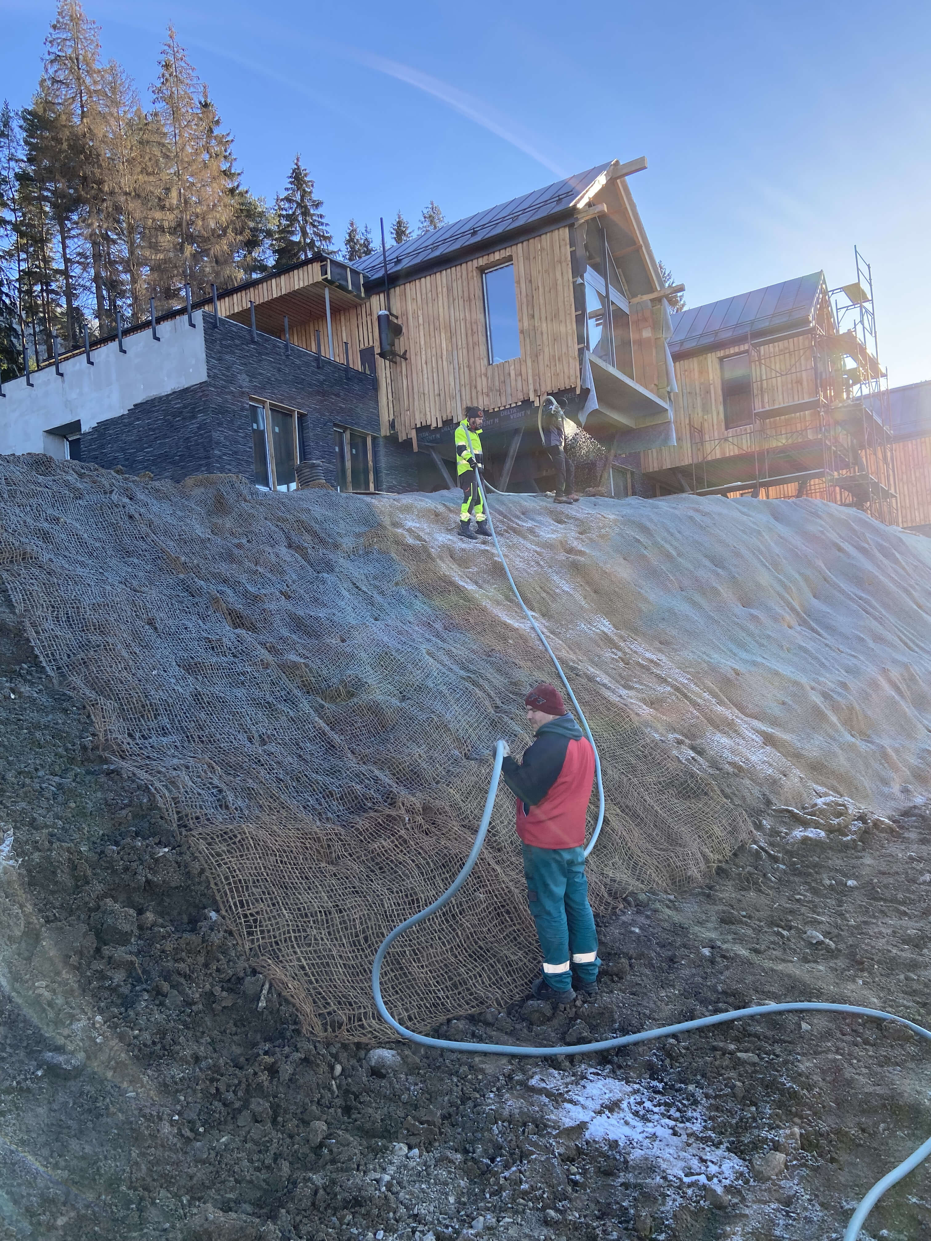 Hydroosev a spevňovanie svahu