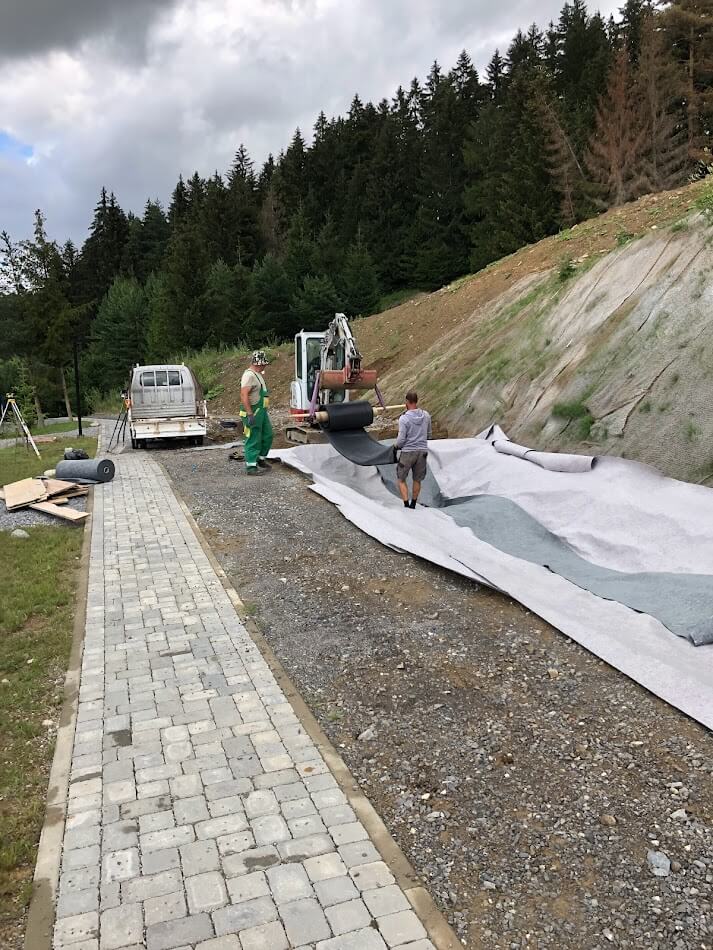 Hydroosev a spevňovanie svahu