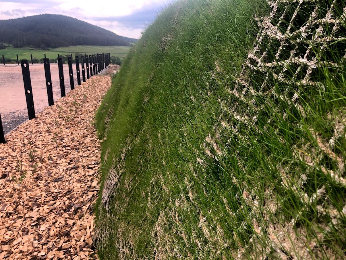 Hydroosev a spevňovanie svahu