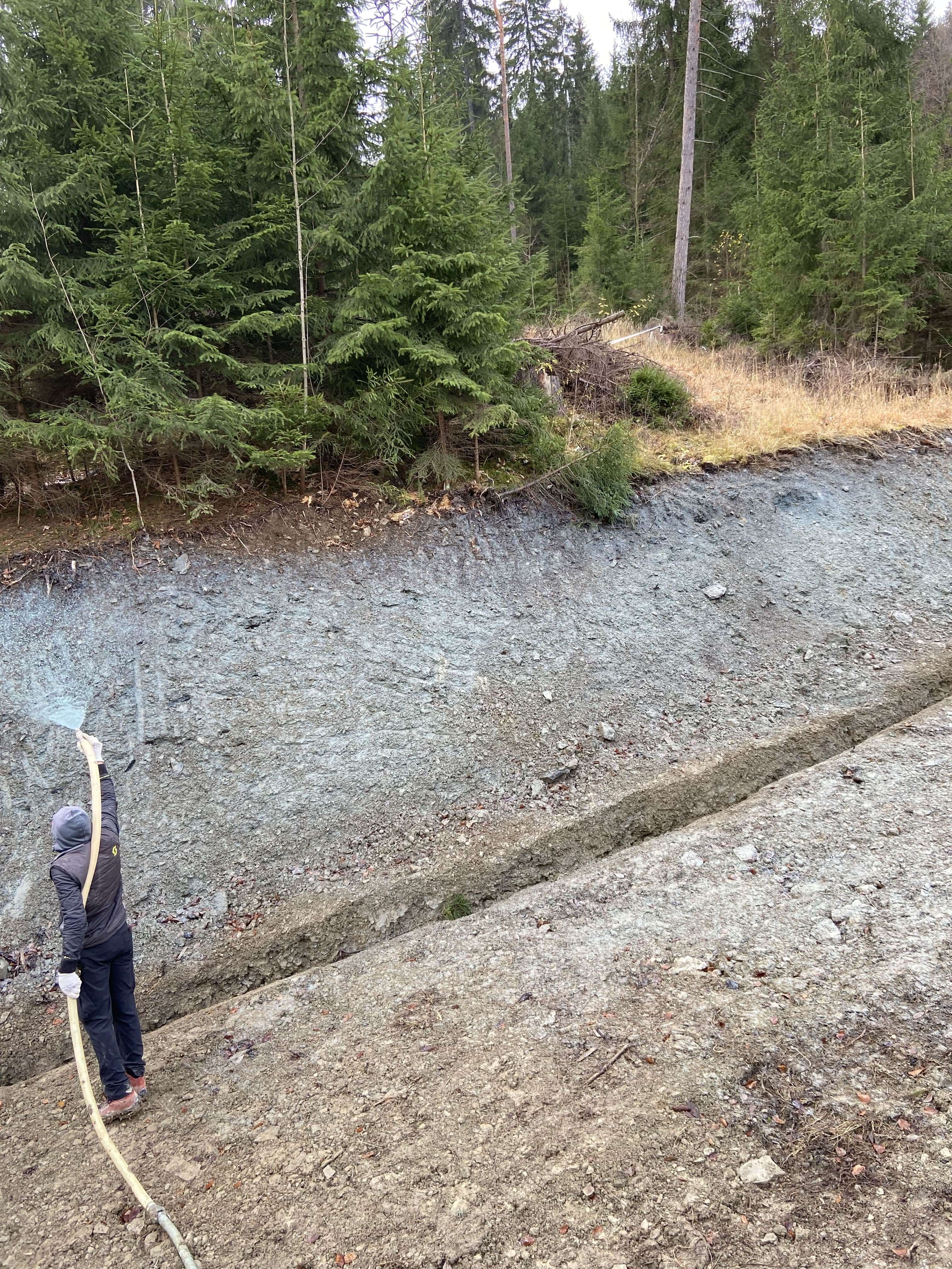 Hydroosev a spevňovanie svahu