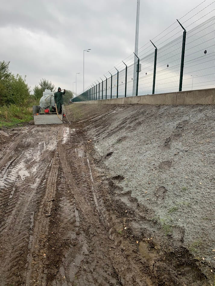 Hydroosev a spevňovanie svahu