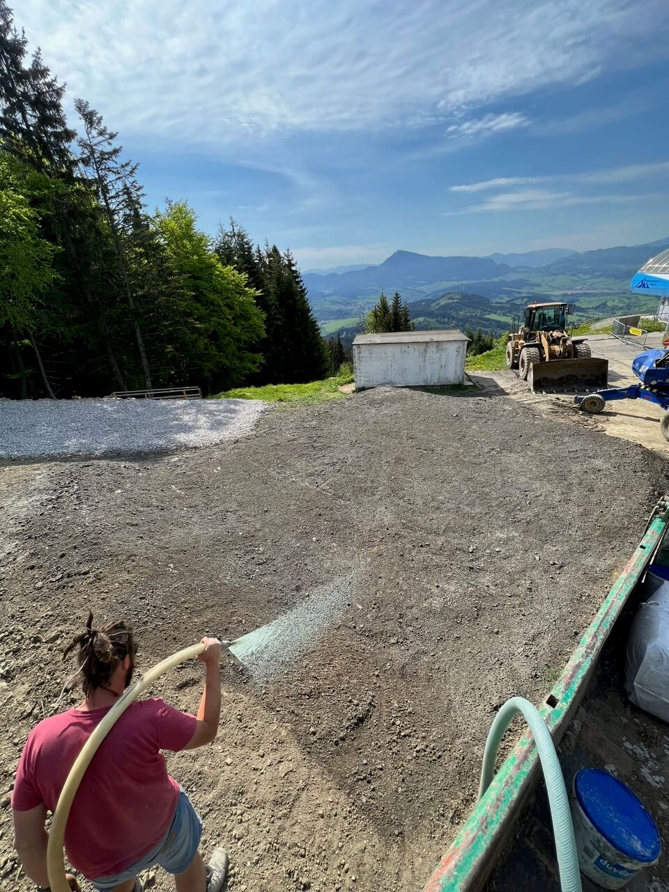 Stavba oporného múru